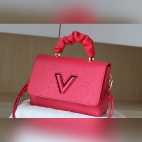 Сумка LV Twist среднего размера через плечо Средняя сумка Twist и