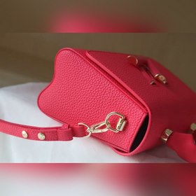 Сумка LV Twist среднего размера через плечо Средняя сумка Twist и