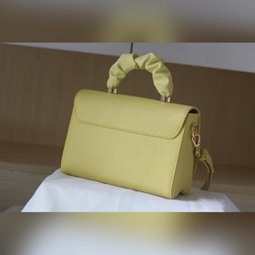Средняя сумка LV Twist через плечо Средняя сумка Twist изготовлен