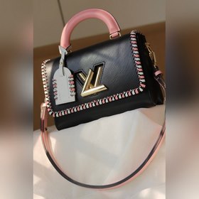 Средняя сумка LV Twist через плечо Средняя сумка Twist с уникальн
