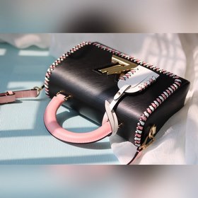 Средняя сумка LV Twist через плечо Средняя сумка Twist с уникальн