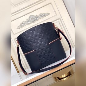 LV Модель M44014 Кожаная сумка для покупок LU MELIE Эта сумка M