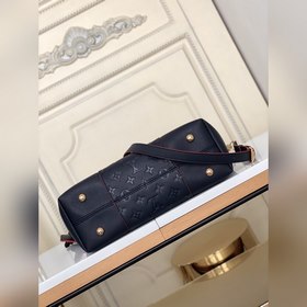 LV Модель M44014 Кожаная сумка для покупок LU MELIE Эта сумка M