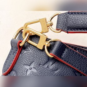 LV Модель M44014 Кожаная сумка для покупок LU MELIE Эта сумка M