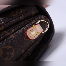 Сумка LV Pochette Metis Модель： M40780 Компактная форма излучает 