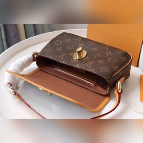 LV Подержанная сумка через плечо с маленькими золотыми пуговицам