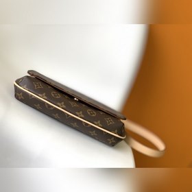 LV Модель M51257 Подержанная сумка через плечо Вдохновленная ре