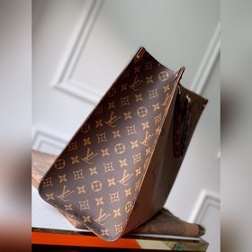 Сумка LV ONTHEGO, модель M44576 Для работы, покупок или поездки
