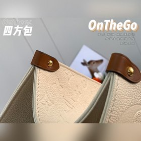 LV  Модель M44925 Молочно-белый с тиснением в цвете землисто-жел