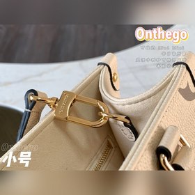LV Модель M45654 Молочно-белый с принтом  Onthego маленькая сумк