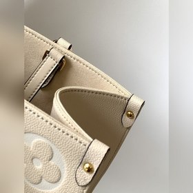 Средняя сумка LV OnTheGo, модель M45717, ванильно-желтый Сумка O