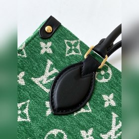 LV ONTHEGO Маленькая сумка-тоут Модель m46216 Зеленый Эта сумка 