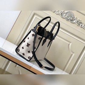 LV Модель M59842 ON MY SIDE Большая сумка-тоут Эта сумка сочетае