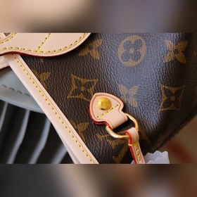 LV NEVERFULL Маленькая сумка-тоут Neverfull Small — это элегантна