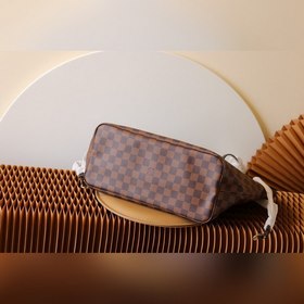 Средняя сумка LV Neverfull Сумка Neverfull среднего размера сочет