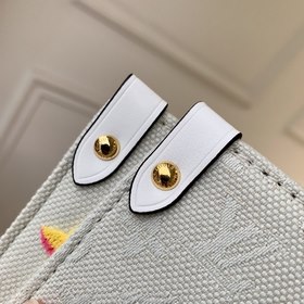 Сумка LV OnTheGo, модель M20815, белая, большая Эта сумка OnTheG