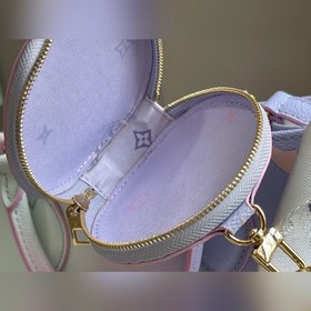 LV OnTheGo Small Tote Bag Сумка OnTheGo Trumpeter выполнена из т