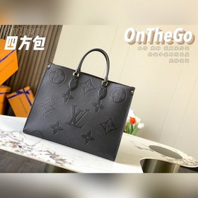 LV Модель M44925 Черный тисненый  ONTHEGO Большая сумка с тиснен
