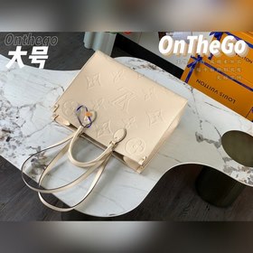 LV Модель M45081 Молочно-белый тисненый  ONTHEGO Большая сумка 