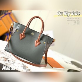 LV  Модель M53823 Старый серый  Сумка On My Side Сумка демонстр