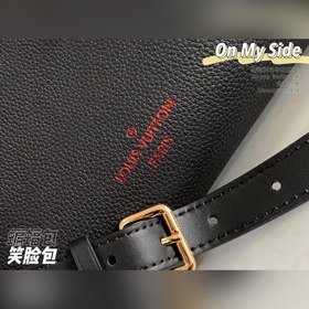 LV Модель M53823 Черный цвет On My Side сумка Сумка демонстрируе