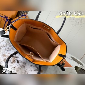 LV Модель M53823 Черный цвет On My Side сумка Сумка демонстрируе