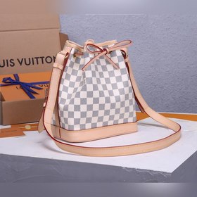 Классическая сумка LV Noé 1932 года в очаровательном мини-формате