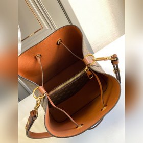 LV  Модель M44887 Сумка NéONOé Сумка-бочонок, созданная Гастоно