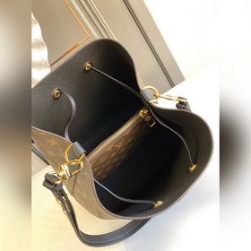 LV  Модель M44887 Сумка NéONOé Сумка-бакет, созданная Гастоном-