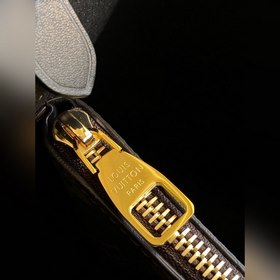 LV  Модель M44887 Сумка NéONOé Сумка-бакет, созданная Гастоном-