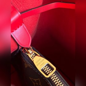 LV Модель M44887 Сумка NéONOé Сумка-бочонок, созданная Гастоном