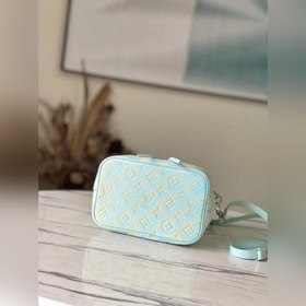 LV NeoNoé BB сумка-бакет, модель M46269 Эта сумка NeoNoé BB изго