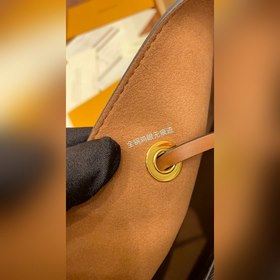 LV Модель M44887 Сумка через плечо, сумка-бакет Улучшенное качест