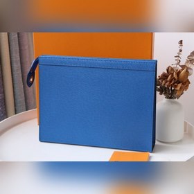 LV Модель M59147 Pochette Voyage В этой сумке-клатче, выполненно