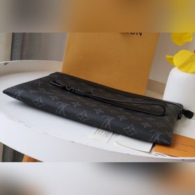 LV Pochette To-Go сумочка Модель M81569 Изготовлена из ткани Mono
