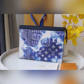 LV Модель M81442 POCHETTE VOYAGE Сумка Сумка украшена узором Mono