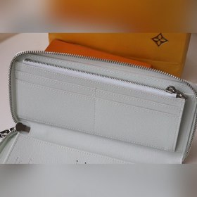 LV кошелек на молнии, модель M80801 Этот кошелек на молнии являе