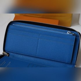 LV кошелек на молнии, модель M80801 Этот кошелек на молнии являе