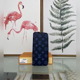 LV Zippy Vertical Кошелек Модель M80423  Этот кошелек Zippy Vert