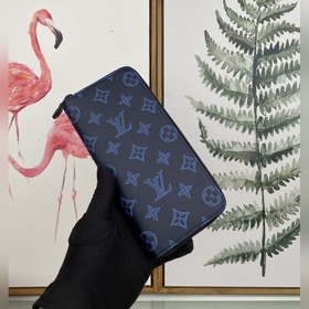 LV Zippy Vertical Кошелек Модель M80423  Этот кошелек Zippy Vert