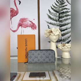 LV Zippy Vertical Кошелек Модель M81384 Серый вертикальный Этот