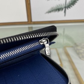 LV Zippy Vertical Кошелек Модель M30447 Серия Tagarama Zippy Vert