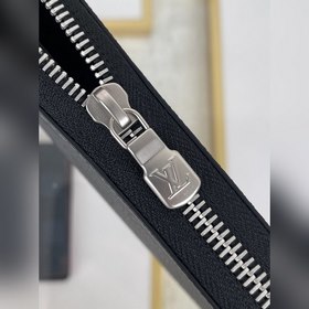 LV Zippy Vertical Кошелек Модель M30841 Вертикальный  Серия Tag
