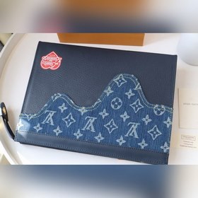 LV Pochette Voyage клатч, модель M45961, джинсовая ткань Эта сум