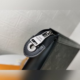 Средняя сумка LV, модель M61692 Новая культовая модель. Эта сумка