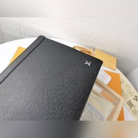 Средняя сумка LV, модель M61692 Новая сумка среднего размера с но