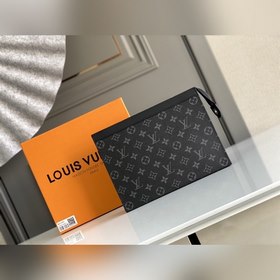 LV Модель M61692 Сумка POCHETTE VOYAGE среднего размера Эта нов