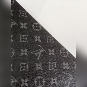 LV Модель M61692 Сумка POCHETTE VOYAGE среднего размера Эта нов