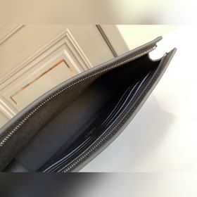 LV Модель M61692 Сумка POCHETTE VOYAGE среднего размера Эта нов
