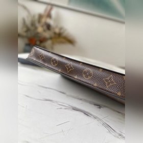 LV Модель M80560 S Lock 4A Сумка Сумка S Lock 4A изготовлена из 